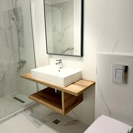 Feel In By Ali Apartment *